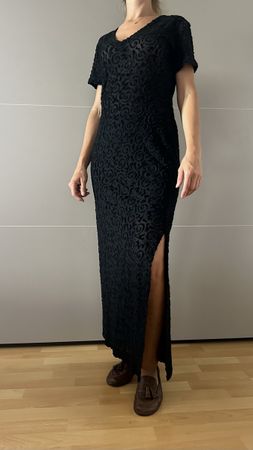 Robe longue noire Madeleine taille M brodée bon état