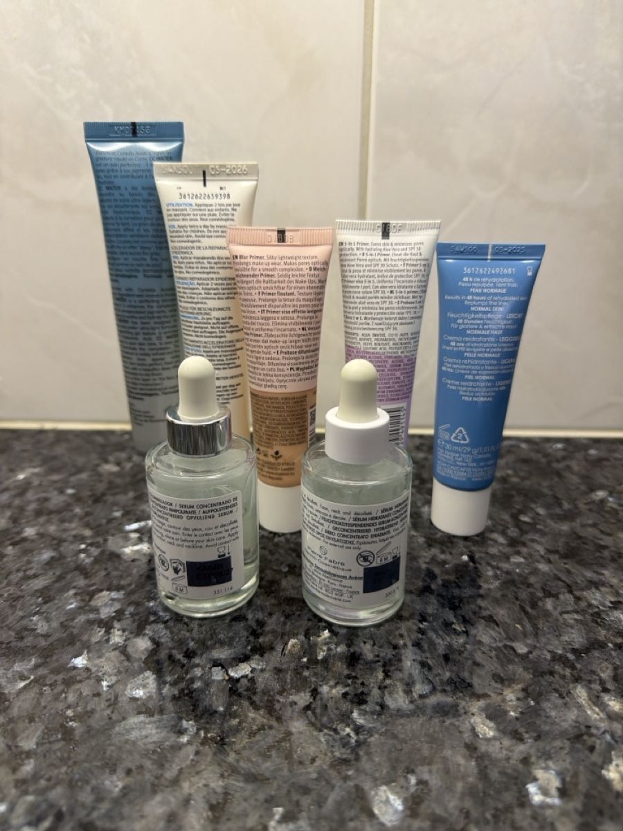 Cura del viso: Make-up Primes und CC Cream gebraucht – Usato da Belp venduto da sabadesign 1