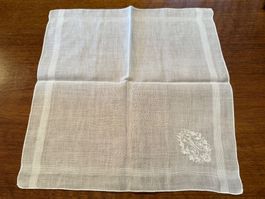 Taschentuch weiss mit Stickerei gebraucht guter Zustand