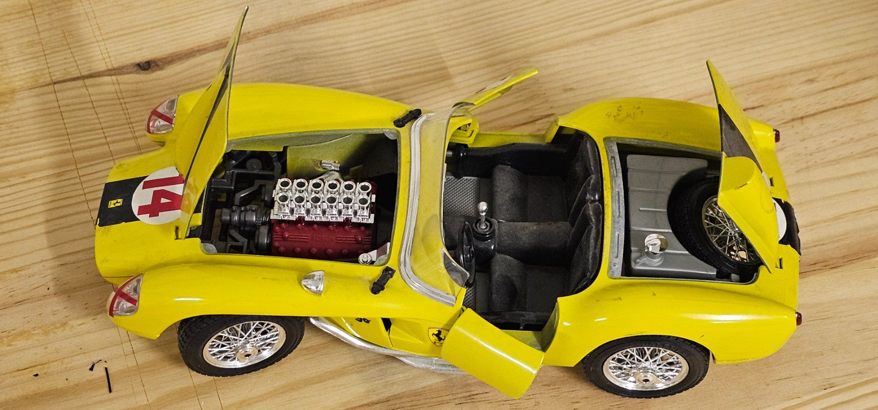 Bburago Voitures modèles: Bburago Ferrari 250 Testarossa 1957 – D'occasion à Rüti GL par 4oops