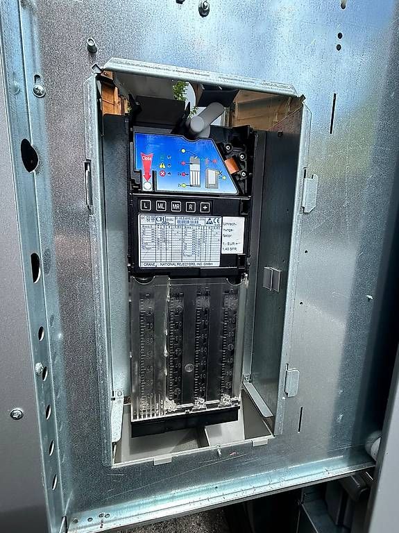 Selecta Altro per Gastronomia & Hotel: Selecta Snack Automat – Usato da Wolhusen venduto da JISommer15 1