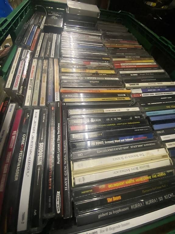 CD: CD Sammlung / Ca. 150 CDs – Usato da Bottmingen venduto da Bordsteinkante 1