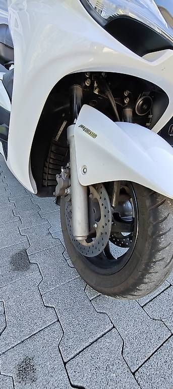 Yamaha Scooter: Yamaha YP400 – Usato da Schlossrued venduto da RS_handwaerch77 4