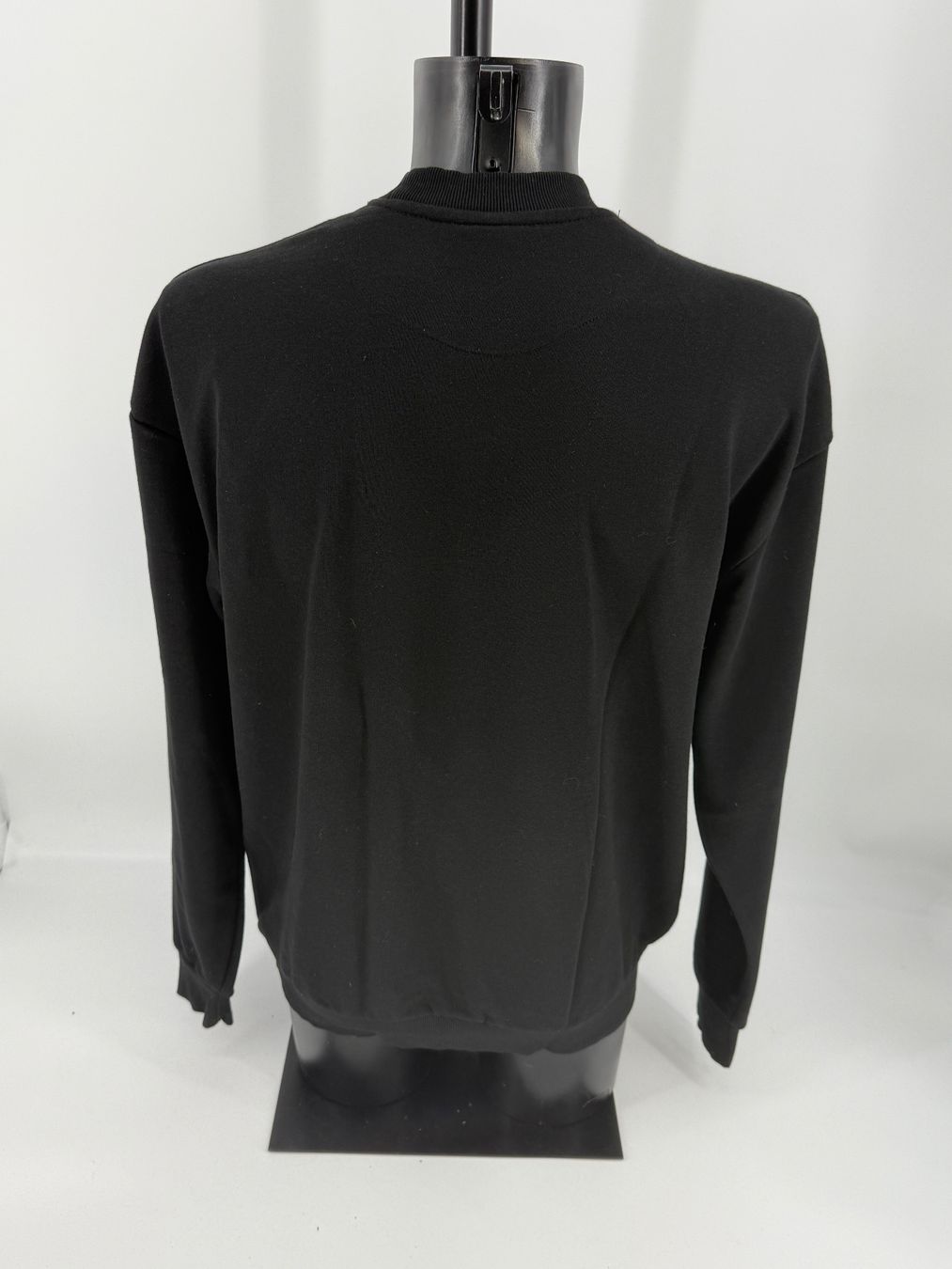 Pullover & Sweatshirts: Urban Classics Sweatshirt Pullover, Gr. M – Gebraucht aus Auenstein von moin. 1