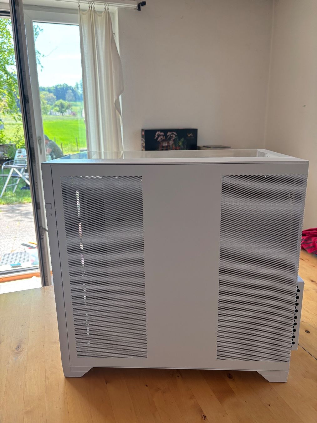 PC: Gaming PC - RTX 4060, Top Zustand – Nuovo (secondo la descrizione) da Leuzigen venduto da hae_8z86 6