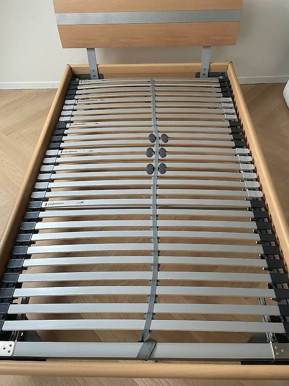 Letti: Bett 120x200 – Usato da Zürich venduto da rmst 1