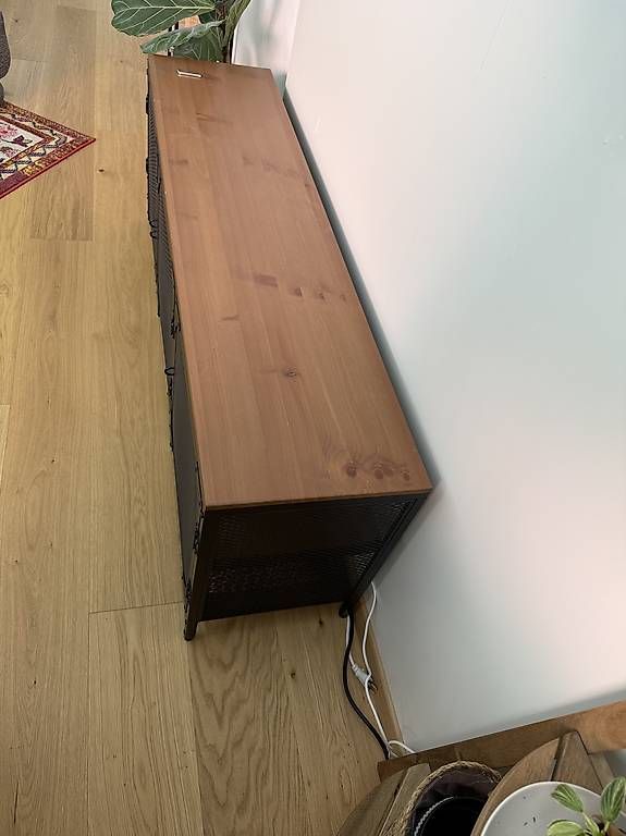 Mobili TV: IKEA FJÄLLBO TV Sideboard – Usato da Dübendorf venduto da Balu_the_Bear