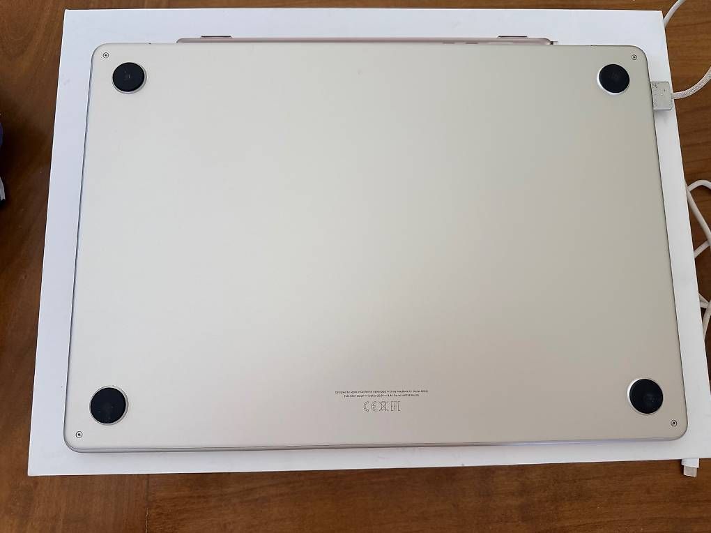 Portables: MacBook Air 15 – D'occasion à Vex par nat_26l5 2