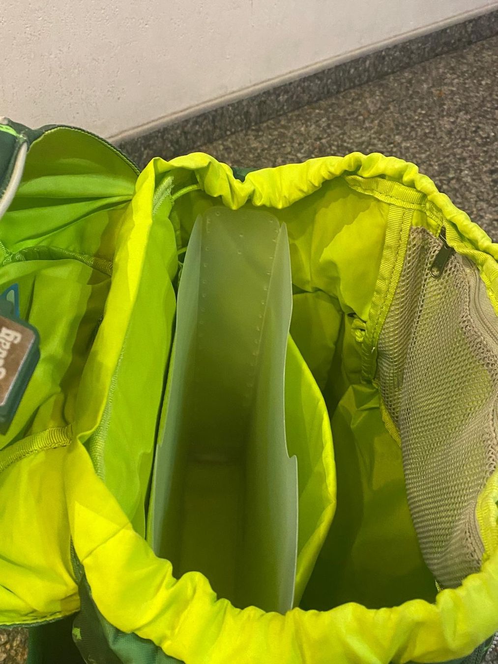 Ergobag Borse & Zaini: Ergobag Schuhlrucksack Set mit 2 Etui – Usato da Dreien venduto da boedmelicity 2