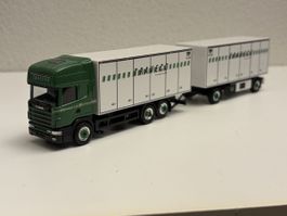 Scania 144 TL Traveco KKHZ
