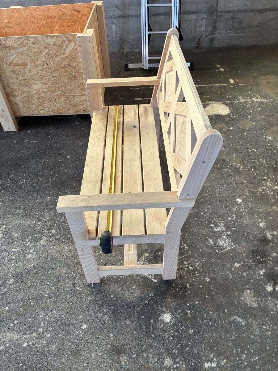 Panchine: Holzbänkli – Usato da Menznau venduto da dar_w9yg 2