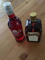 1 Vodka Red/ 1 Cointreau