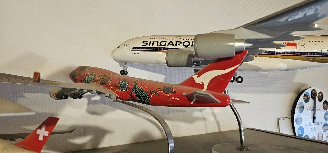Boeing Kit di modellismo & Modellini statici: Quantas Airlines Boeing 747 Massstab 1:300 – Usato da Oensingen venduto da Nusadua
