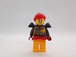 Lego Ninjago Minifigur njo477 - Skylor Hunted