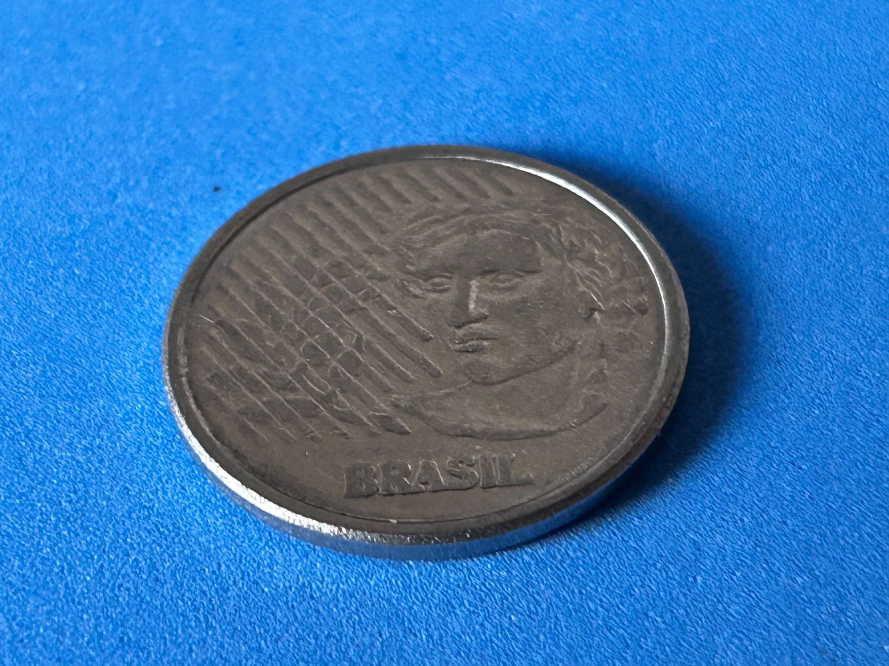 Tutti le monete: Brazil - 50 Centavos 1995 – Usato da Corcelles NE venduto da AJKader 8