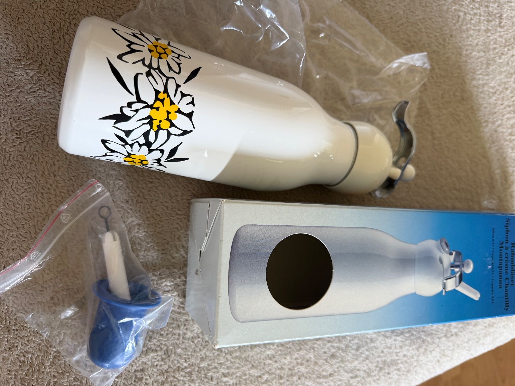 Küchengeräte: Rahmbläser Sahnespender – Neu und originalverpackt aus Aarau von KorgPA 3
