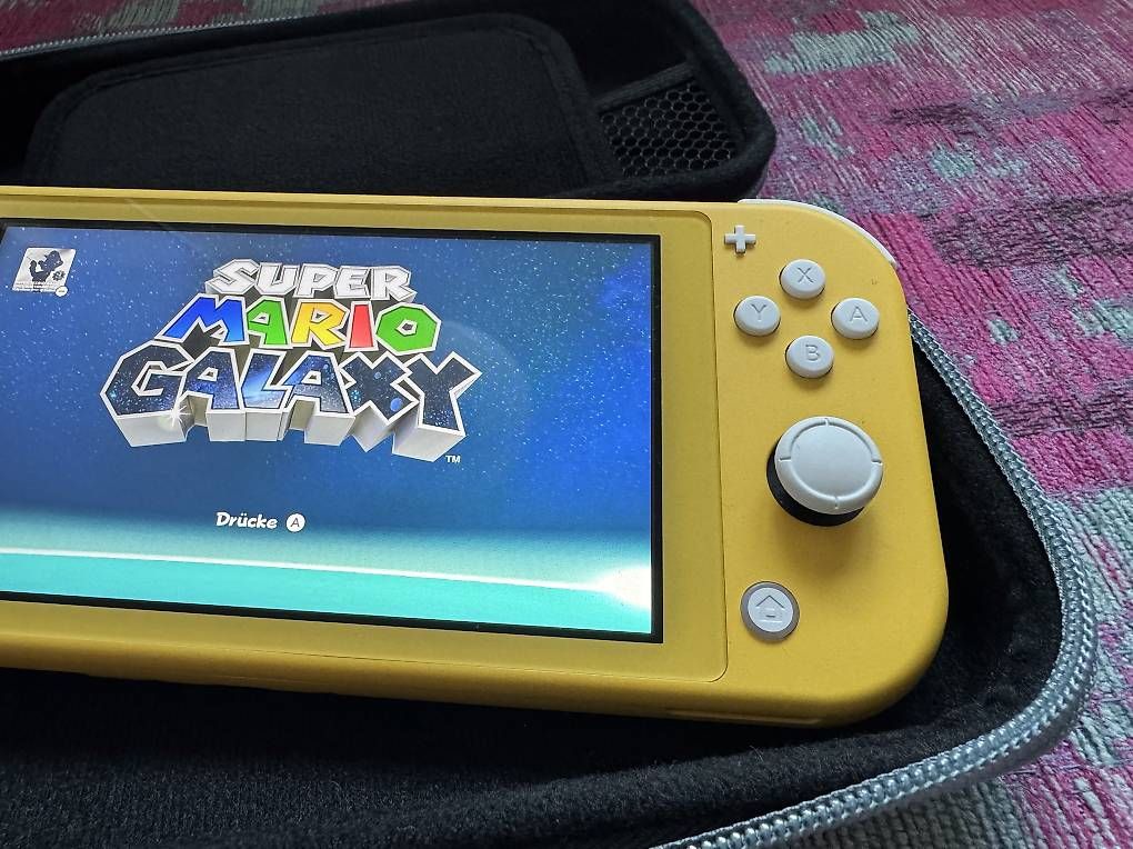 Nintendo Console: Nintendo Switch Lite Gelb – Usato da Biel/Bienne venduto da simxn 2