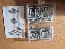 Warhammer 40K – Space Marine Thunderfire Cannon + Techmarine