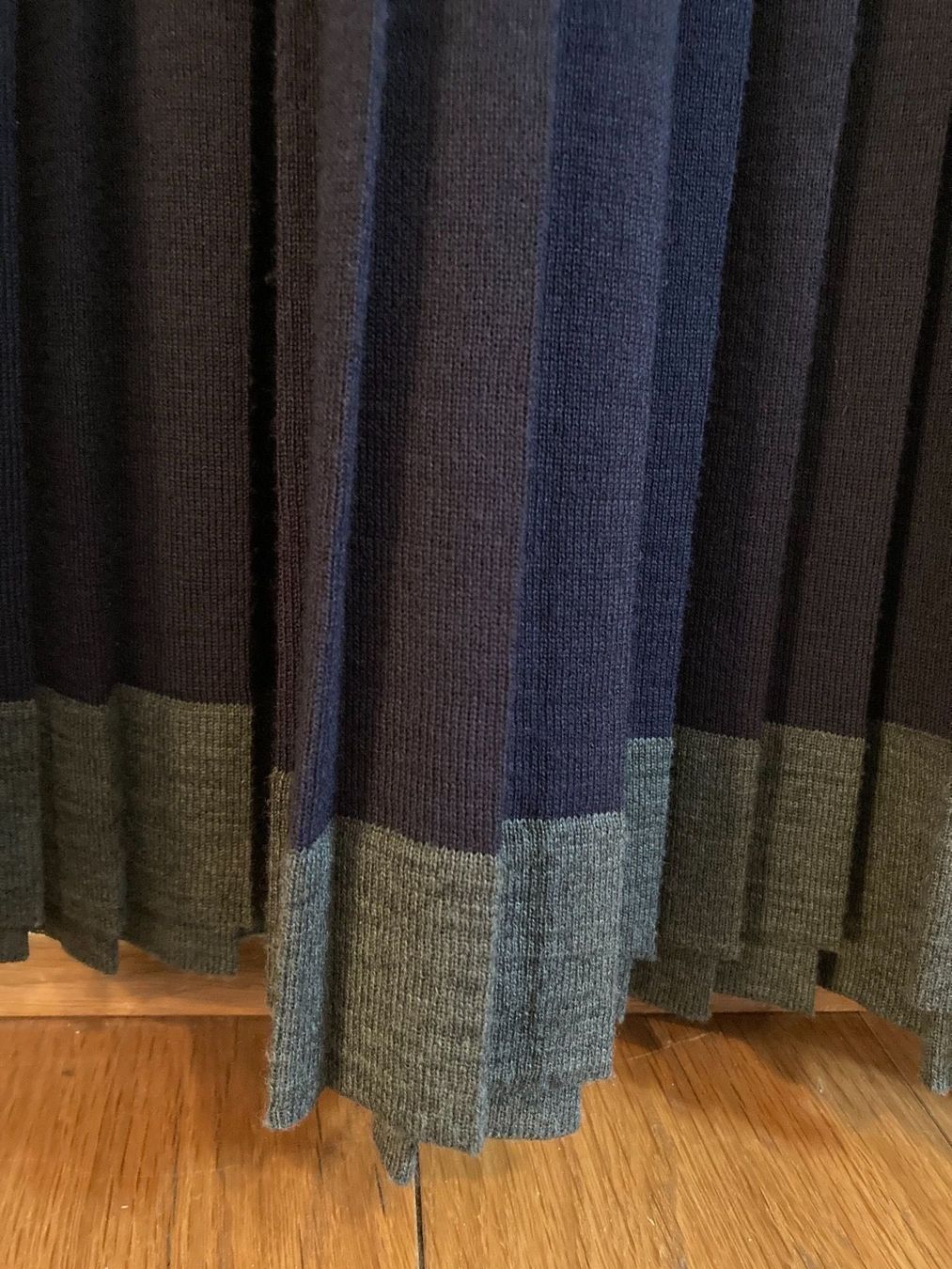 Kleider: Robe Paul & Joe Sister – Gebraucht aus Hermance von joe_td6n 4