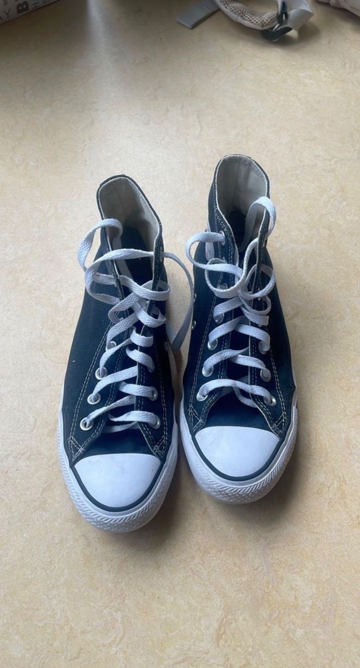 Converse Scarpe da uomo: Converse All Star Classic black - size 38 - Top! – Usato da Zürich venduto da Die_Lily