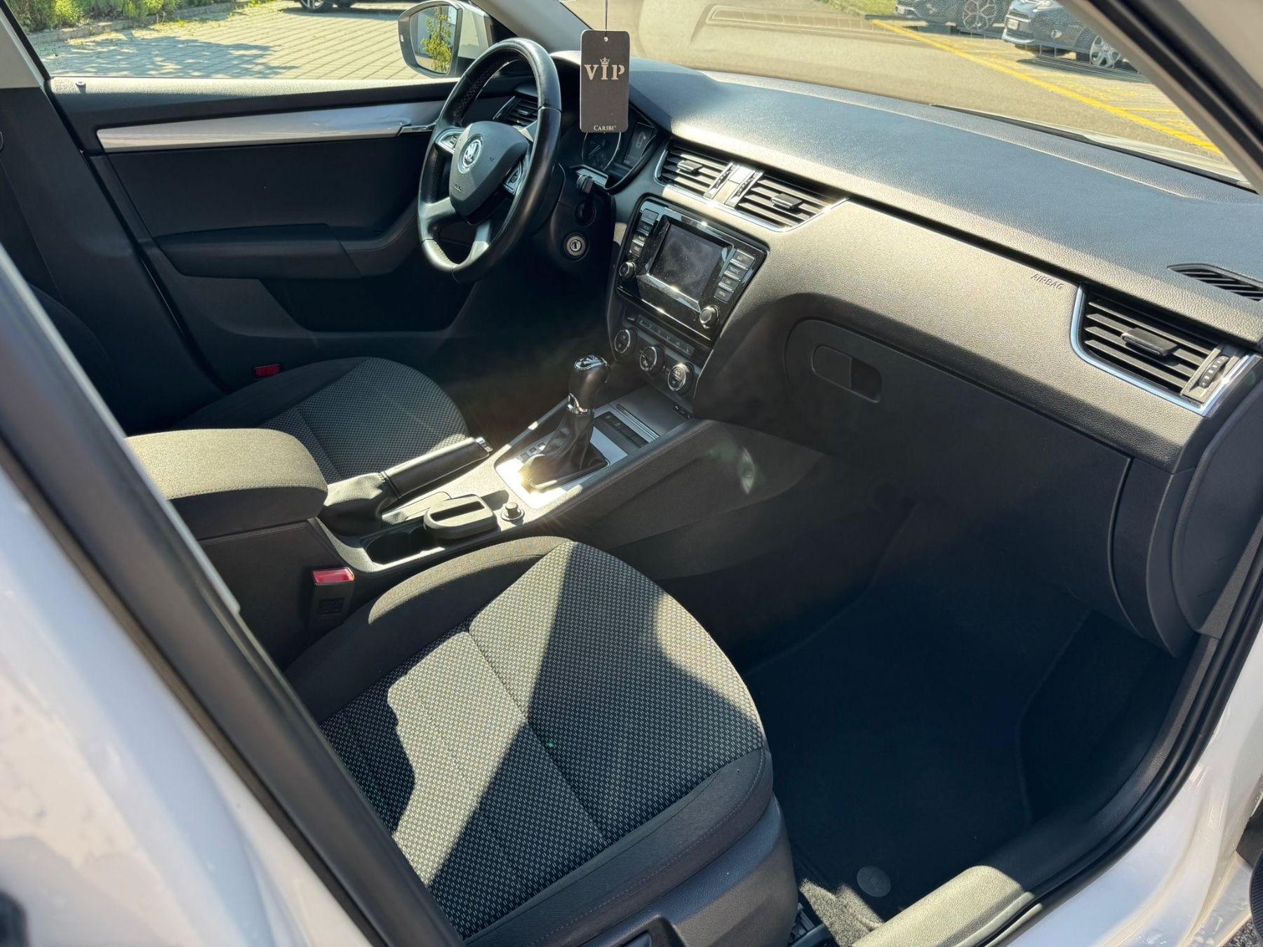 Skoda Automobili: Skoda Octavia 1.8 4x4 – Usato da Gossau SG venduto da Nez-lim 8
