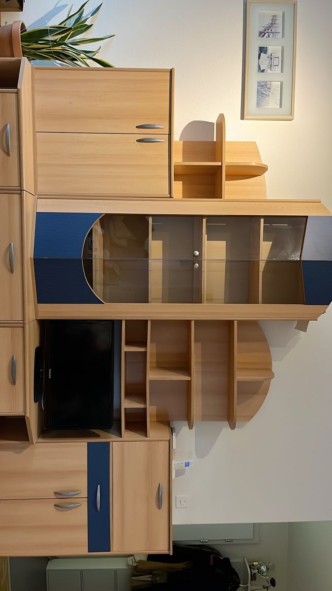 Büffets: Large Beech Wood Wall Unit – Gebraucht aus Urdorf von Melina_Selling