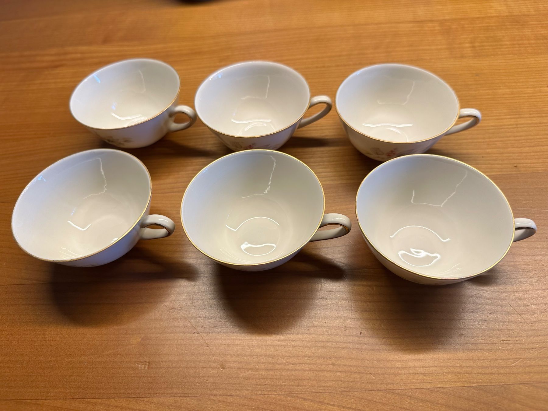 Geschirrsets: Kaffeeservice mit Blumenmuster – Gebraucht aus Bülach von Jubet 2