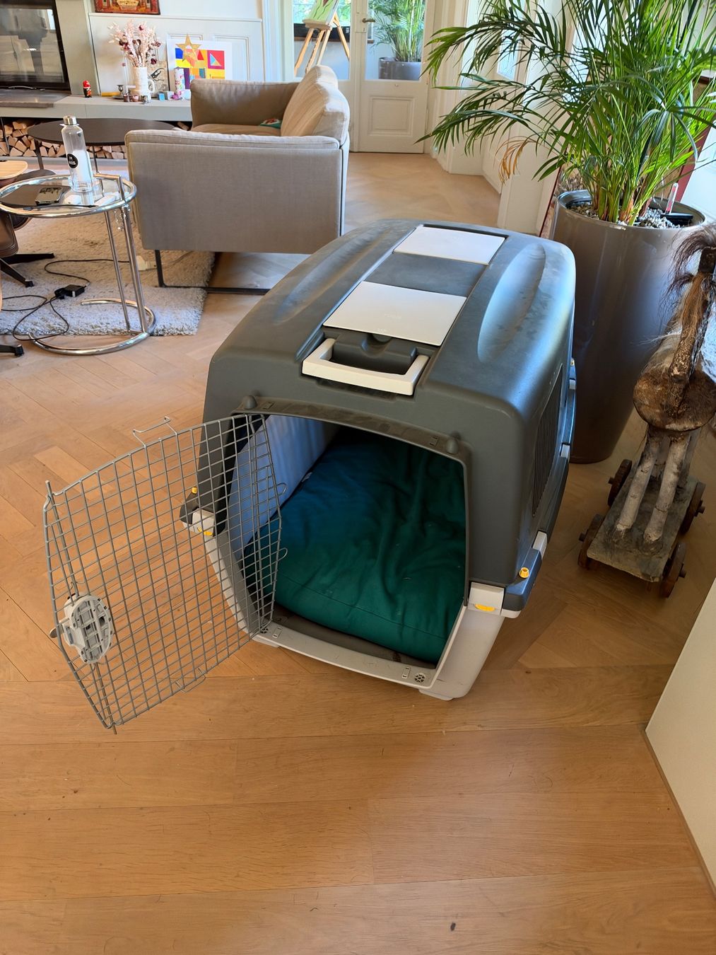 Niches, paniers: Hundebox – D'occasion à Bern par RandomShopper