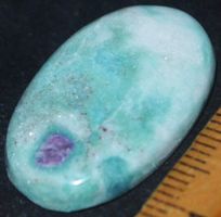 Cabochon L-2490 – Rubin Fuchsit -27x17mm