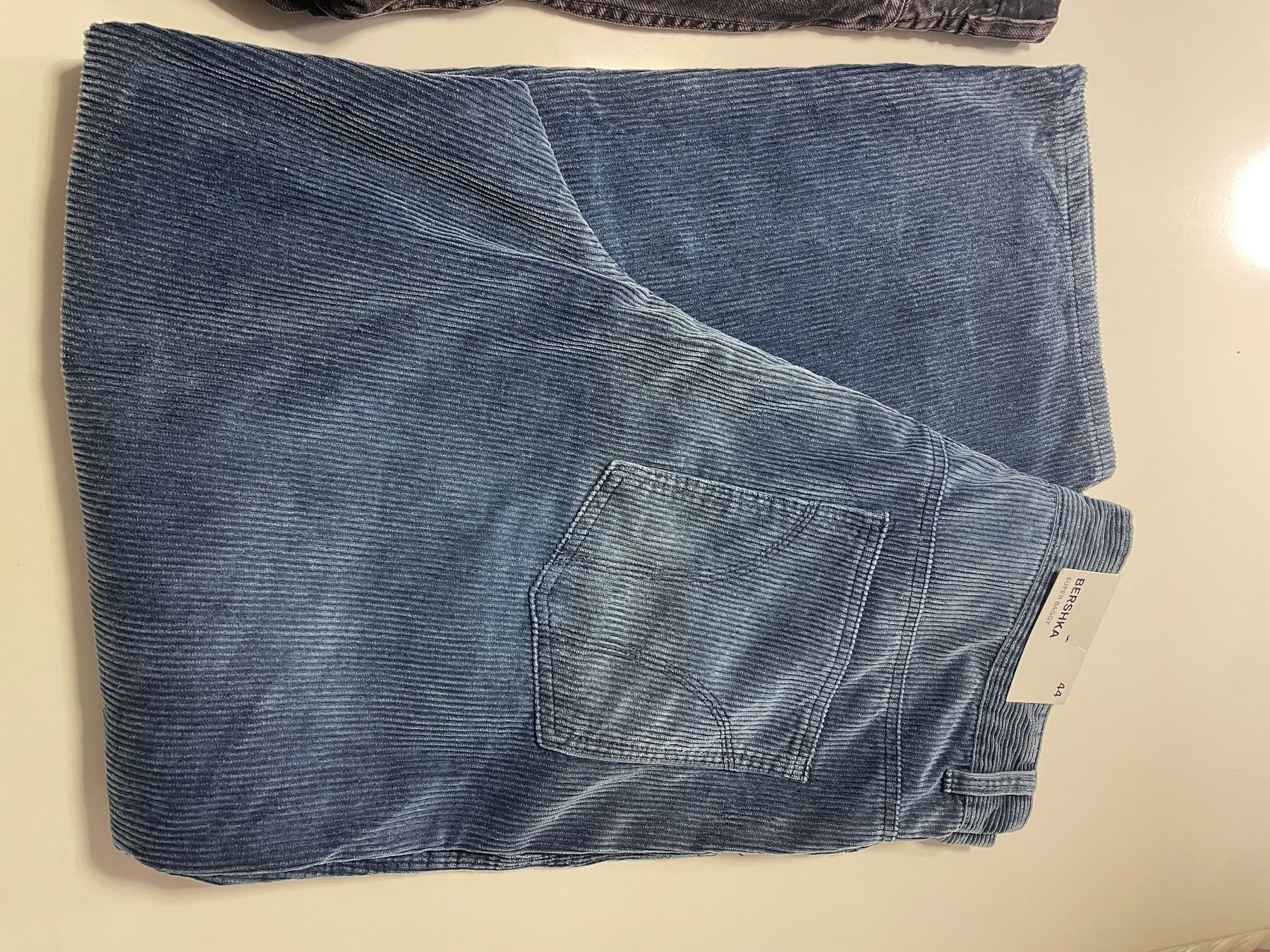 Jeans: 2 x Berschka und Paul Bear NEU Gr.44 – Nuovo e nell'imballaggio originale da Obfelden venduto da 3zwerge 2