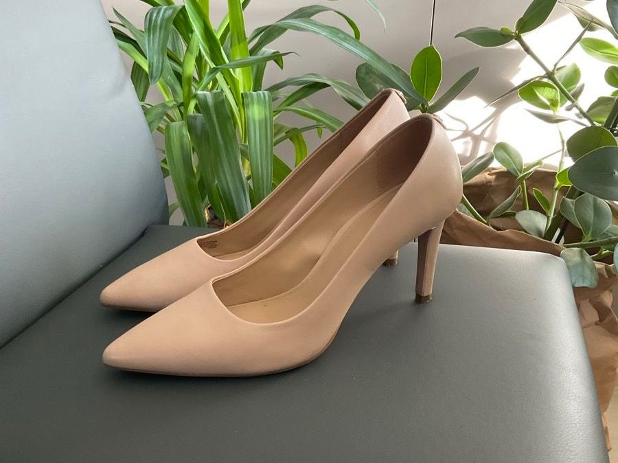 Michael Kors Scarpe da donna: Michael Kors pumps, nude, gr 39 – Usato da Zürich venduto da TheShips
