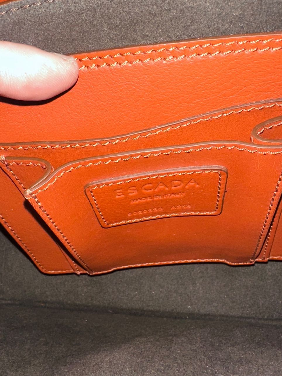 Escada Borse da donna: Escada sac – Nuovo (secondo la descrizione) da St-Légier-Chiésaz venduto da EvaVDRiviera 5