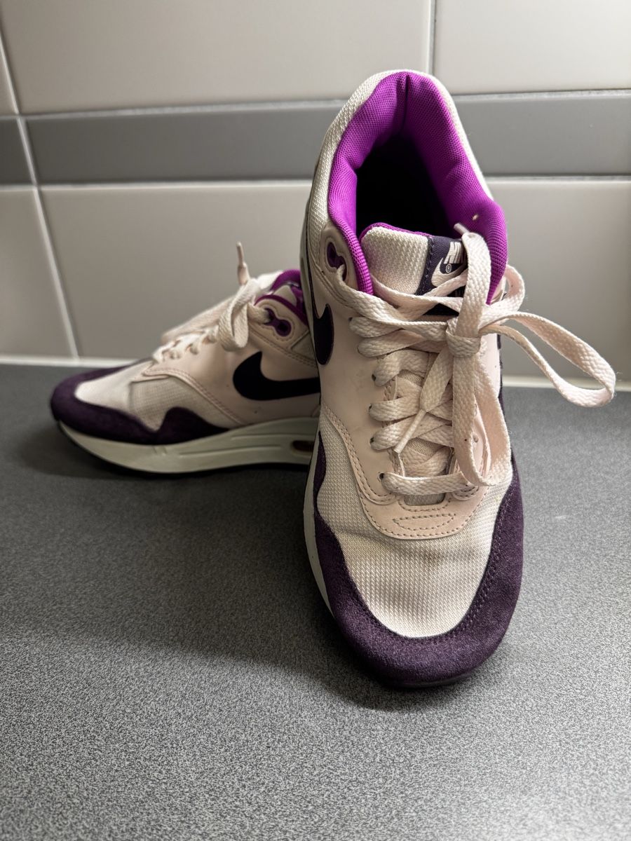Nike Damenschuhe: Nike Air 2019 – Gebraucht aus Sevelen von tracy95 1