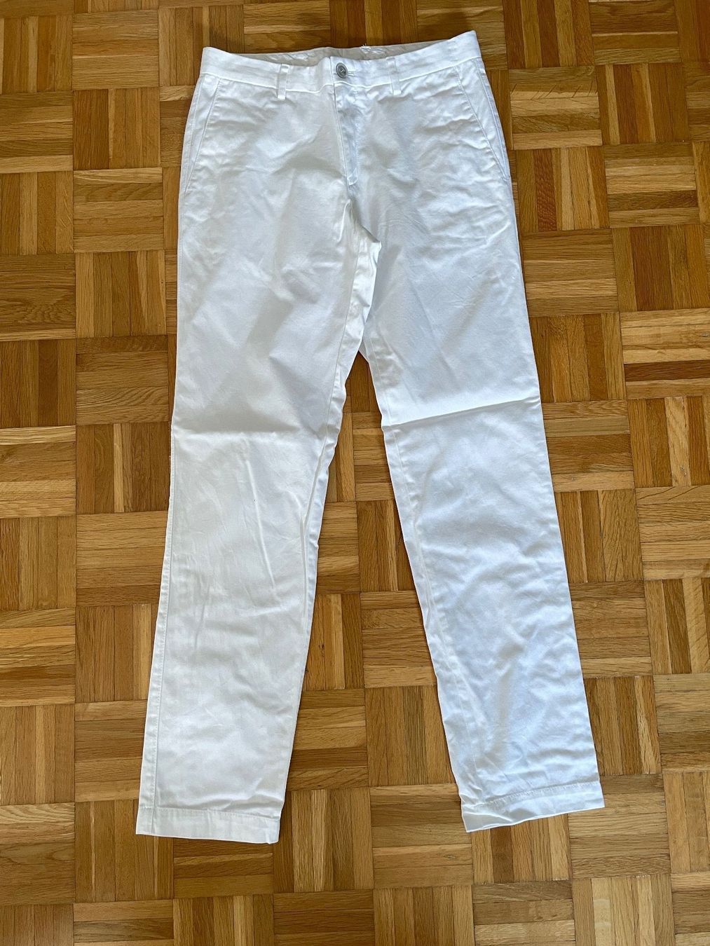 Hugo Boss Pantaloni: Boss Sommerhose weiss 46 – Usato da Au ZH venduto da swissmatchpoint 1