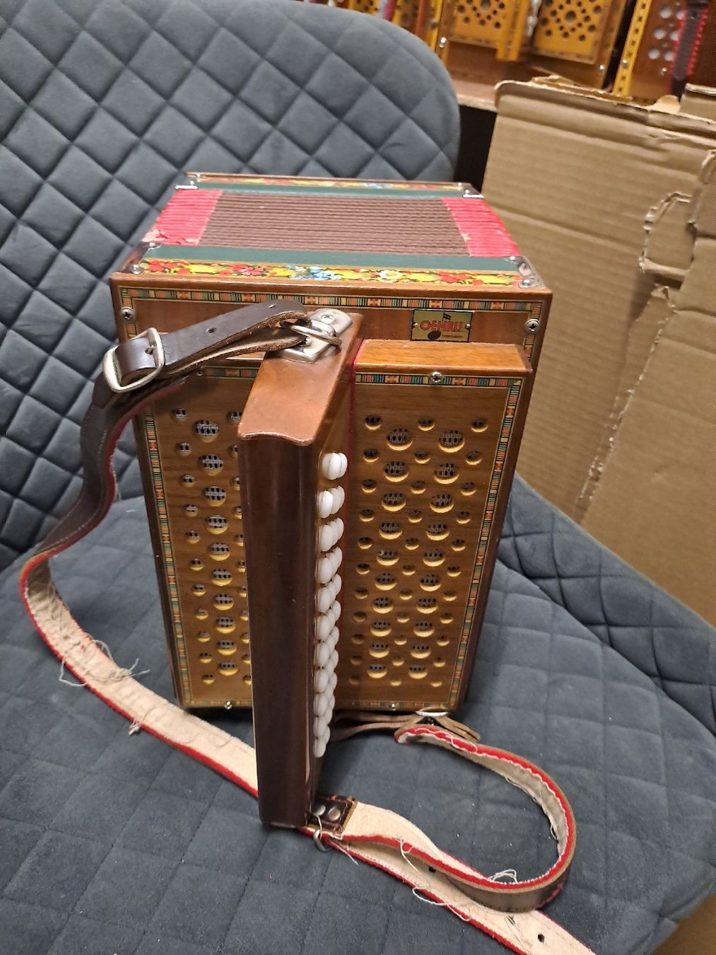 Instruments de musique: schwyzerorgeli ton B – D'occasion à Villeneuve par BibiVintage 1