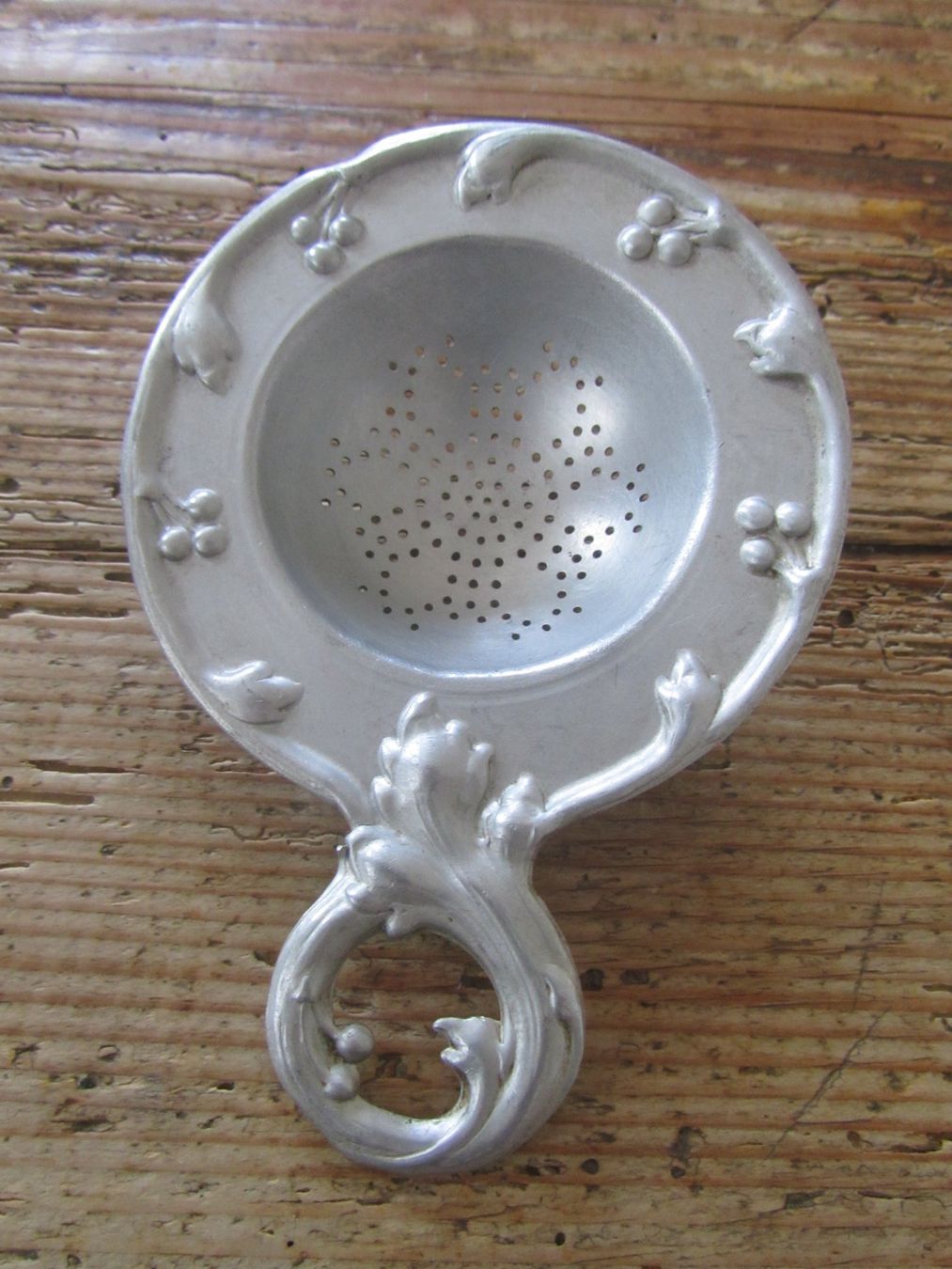 Elettrodomestici da cucina: Antikes Teesieb, Jugendstil – Usato da Seengen venduto da mikelele