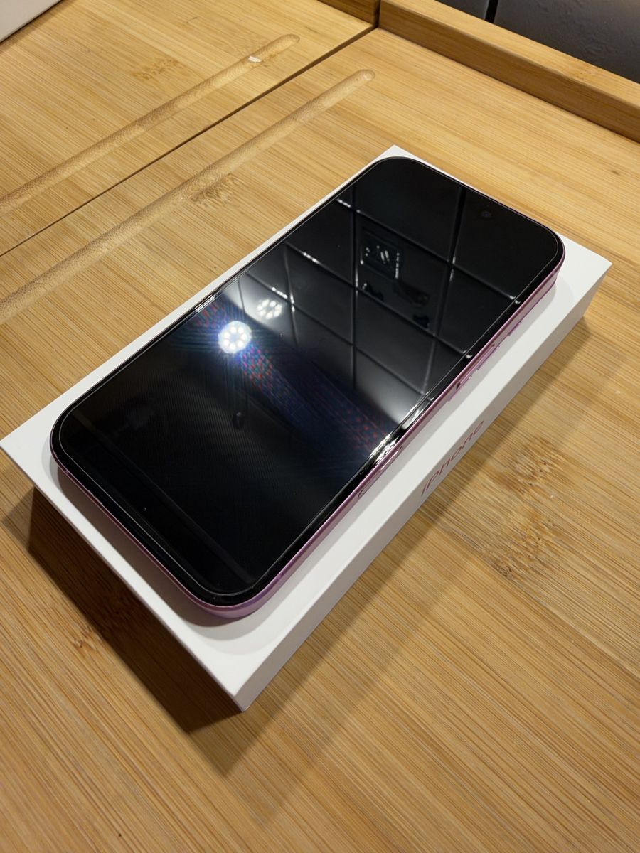 Apple Telefoni cellulari / Smartphones: iPhone 16 | Pink | 128 GB – Usato da Brünisried venduto da sve_vft2 1