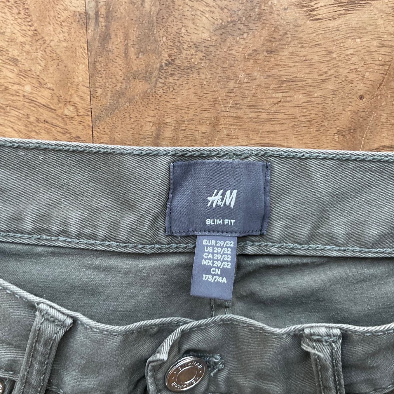 Hosen: Hosenpaket, H&M, Gr. 29/32 – Gebraucht aus Wattwil von Marlan3 3