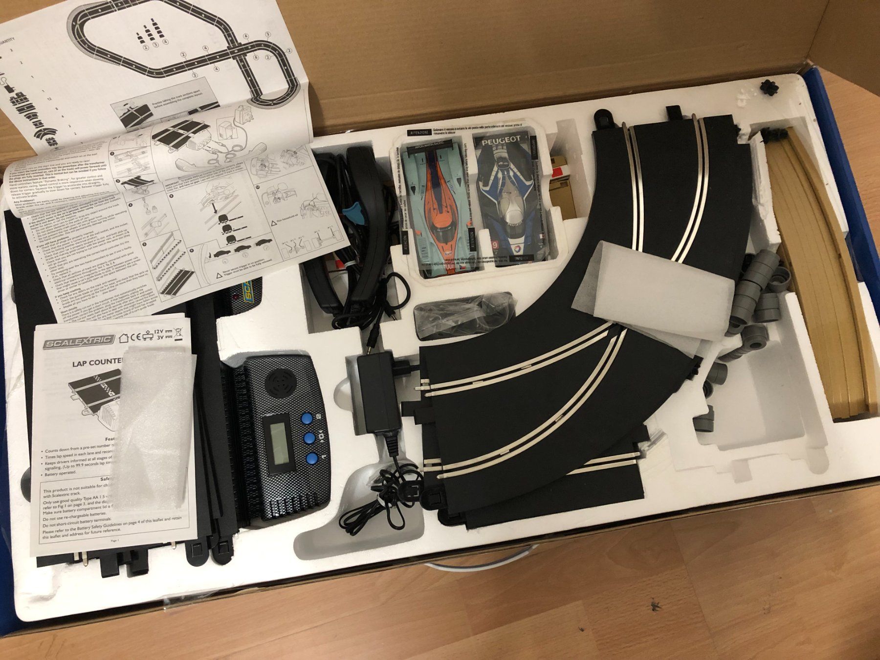 Piste: Scalextric full throttle + 4 voitures – Usato da Lausanne venduto da La_Grocante 1