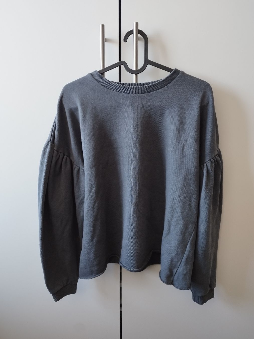 Maglioni & Felpe: Grauer Damen Pullover mit Puffärmeln - Sweater - Gr. S – Nuovo (secondo la descrizione) da Bremgarten AG venduto da Annikaouh