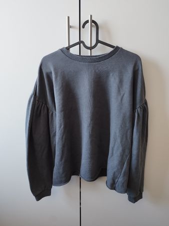 Grauer Damen Pullover mit Puffärmeln - Sweater - Gr. S