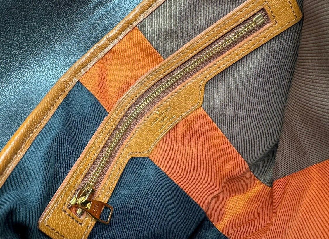 Louis Vuitton Borse: MUST WANTED - LOUIS VUITTON Tasche Blocks Pochette – Nuovo (secondo la descrizione) da Winkel venduto da ferrari2022 8