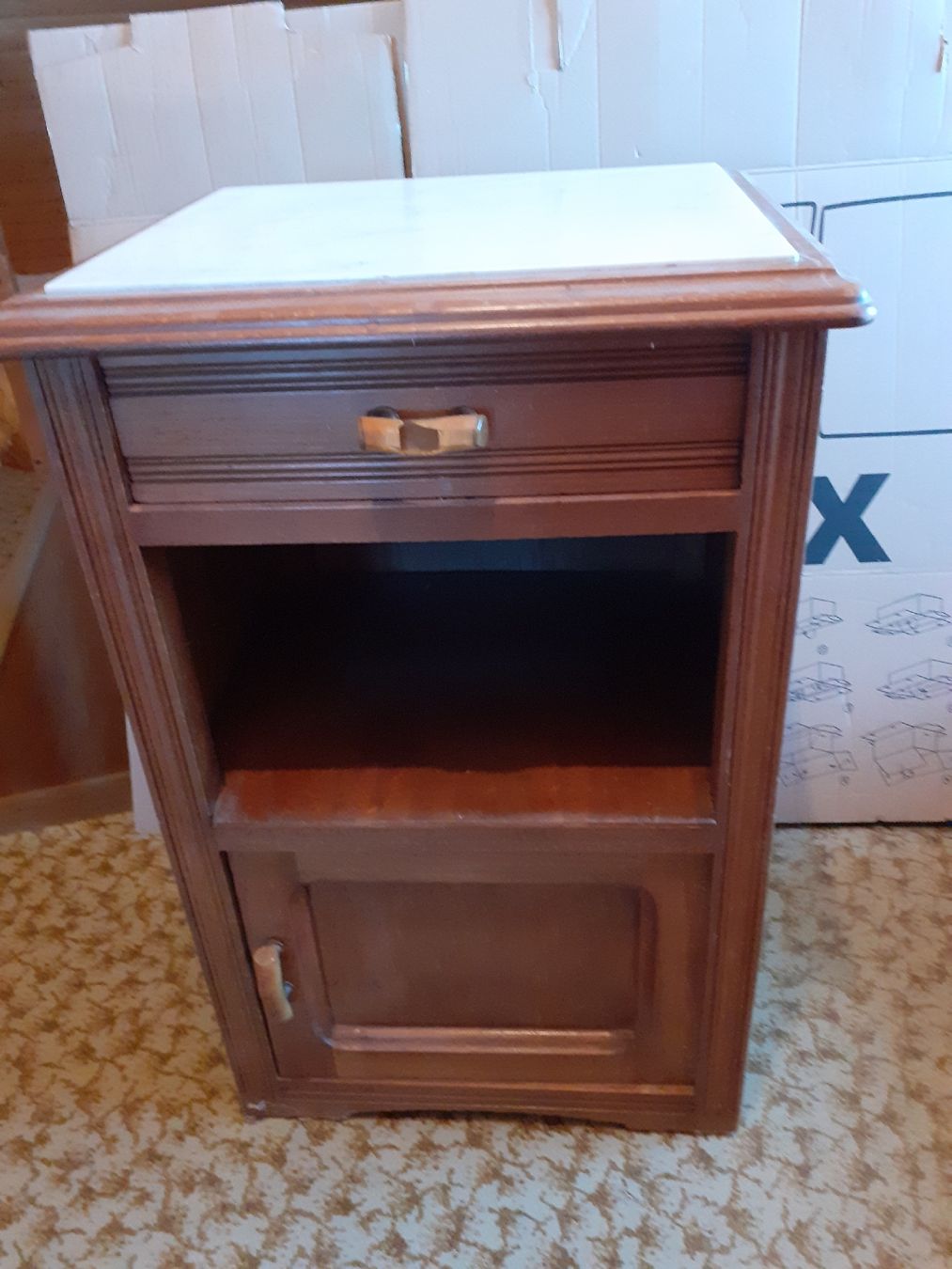 Comodini: Table de nuit vintage. – Usato da Spiegel b. Bern venduto da Zazie55