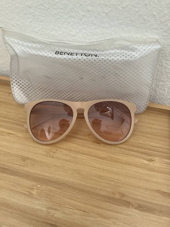 Occhiali & Lenti: Benetton Sonnenbrille – Usato da Zürich venduto da rit_g825
