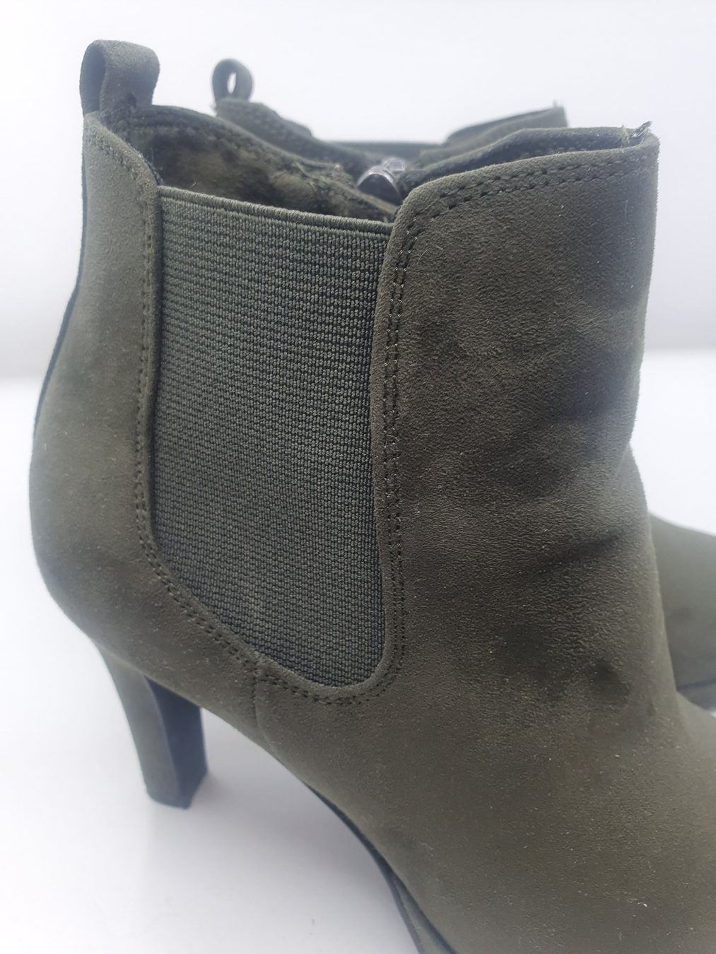 Tamaris Scarpe da donna: Stiefelette Veloursleder Gr. 35 – Usato da Edlibach venduto da flairaffair 4