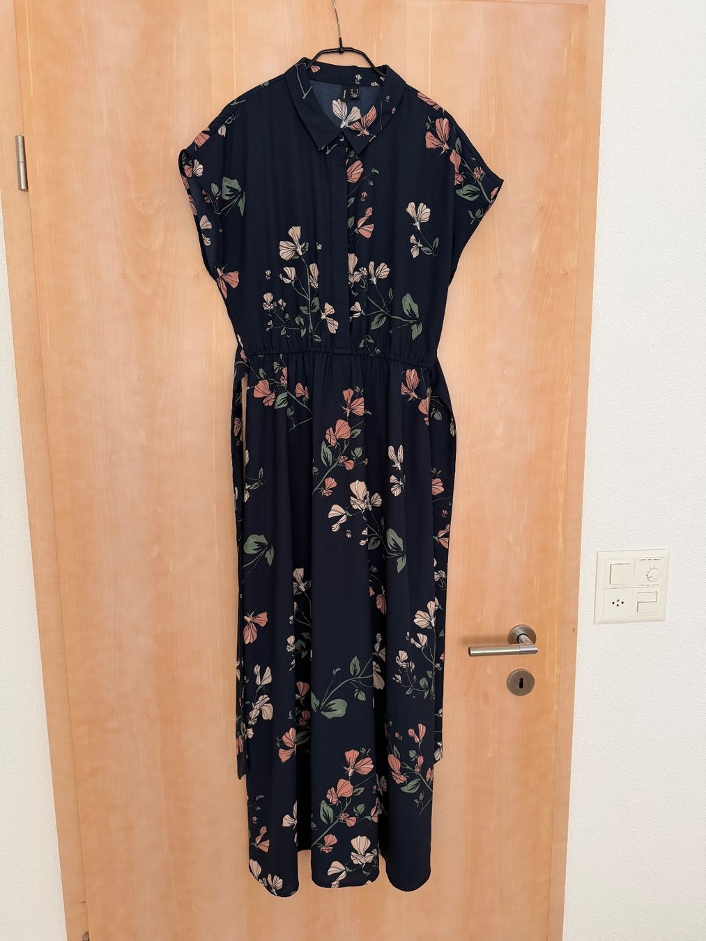 Vero Moda Robes: Maxikleid, Vero Moda, Grösse M - Startgebot CHF 1.00 – D'occasion à Haslen AI par s176 2