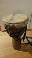 Djembe artisanal authentique avec housse.