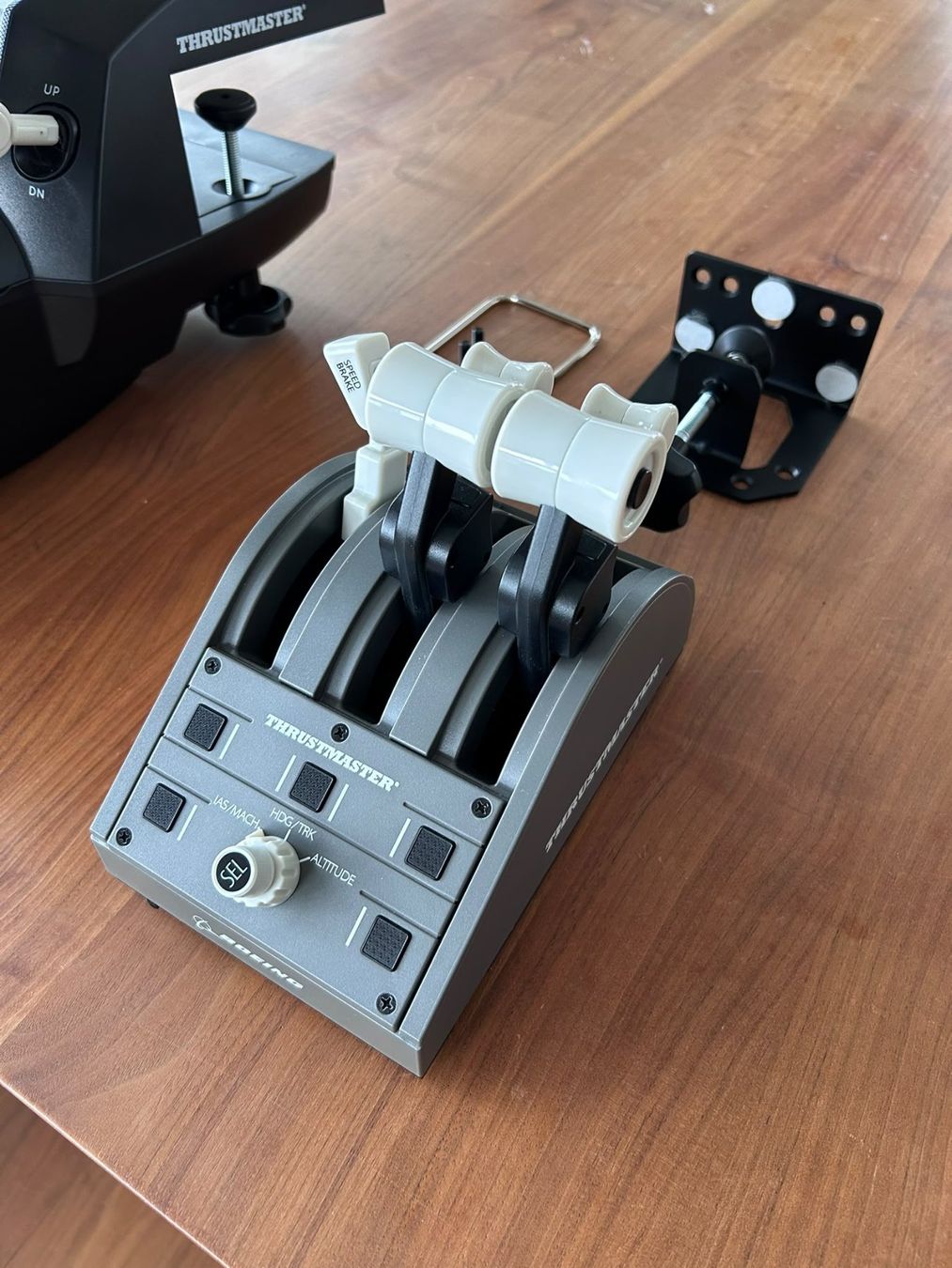 Thrustmaster Controller: Thrustmaster TCA Boeing Combo Yoke Throttle Simulation – Gebraucht aus Galgenen von Testus 2