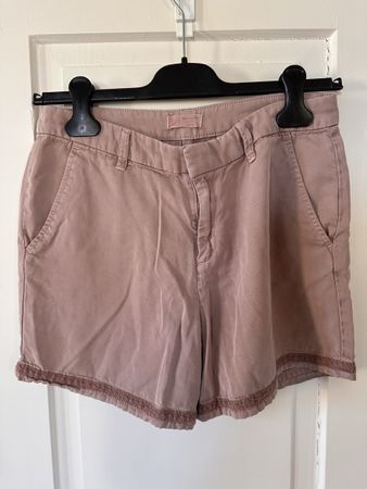Esprit summer shorts