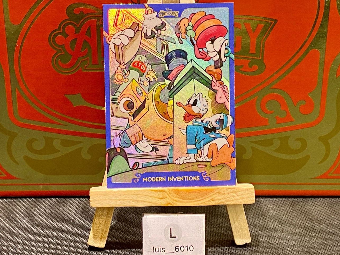 Disney Sammelbilder & Trading cards: Disney Anthology Modern Inventions 33/110 Rainbow Holo – Gebraucht aus Kriens von luis__6010